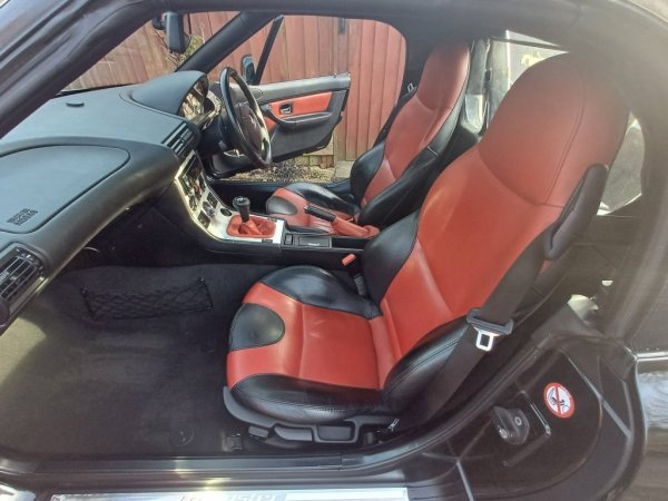 Interior4.jpg